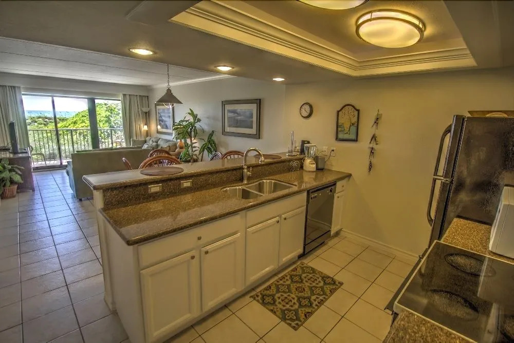 Continental 101 Minium 2 Bedroom Condo by RedAwning