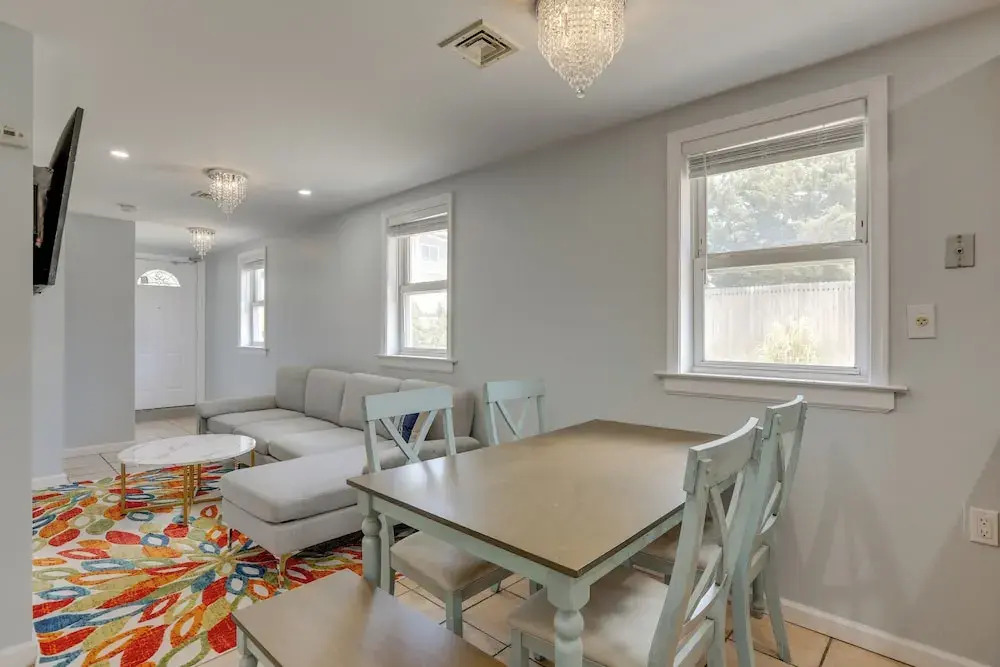Lovely Abode: Walk to Seaside Heights Boardwalk!