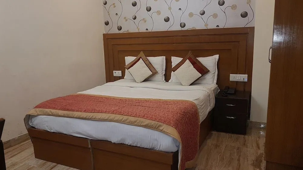 Hotel Green Star