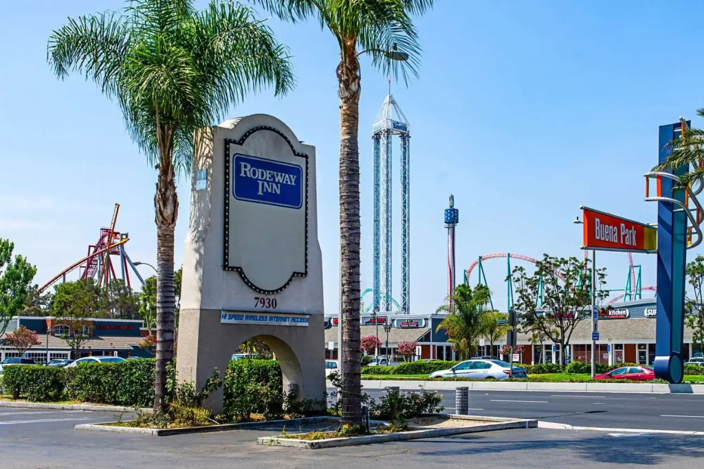 Motel 6 Buena Park, CA Anaheim Near Maingate Knotts