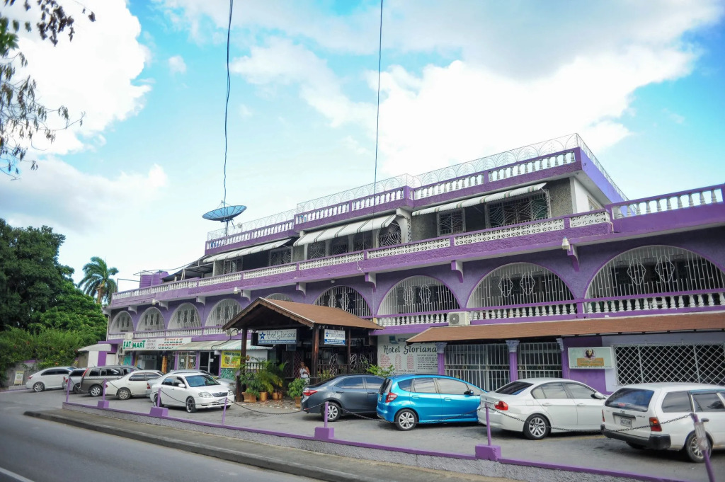 Gloriana Hotel