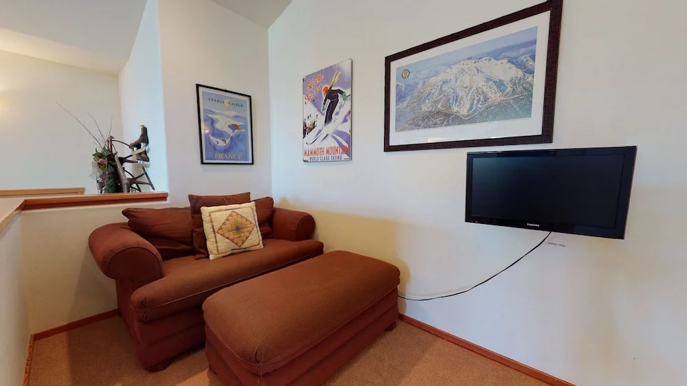 Snowcreek 812 4 Bedrooms 3 Bathrooms Townhouse