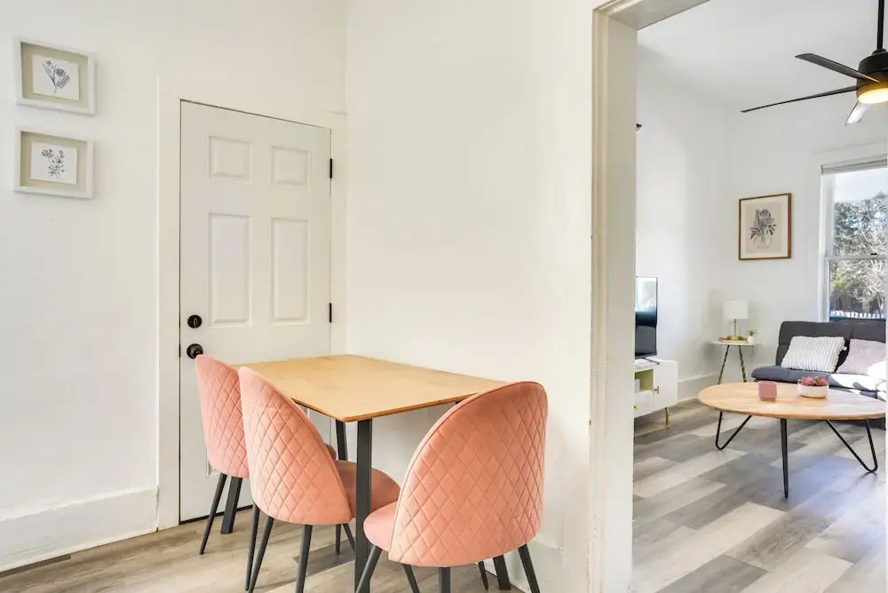 Near UNM & ABQ Biopark: East Dtwn Studio