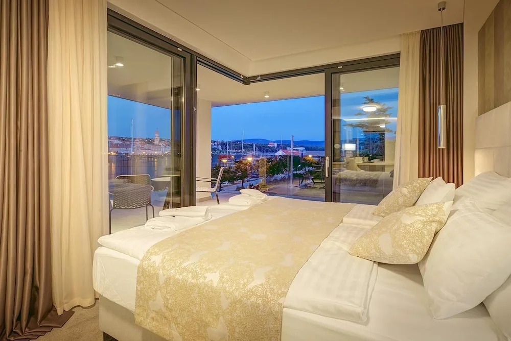 Hotel Maritime