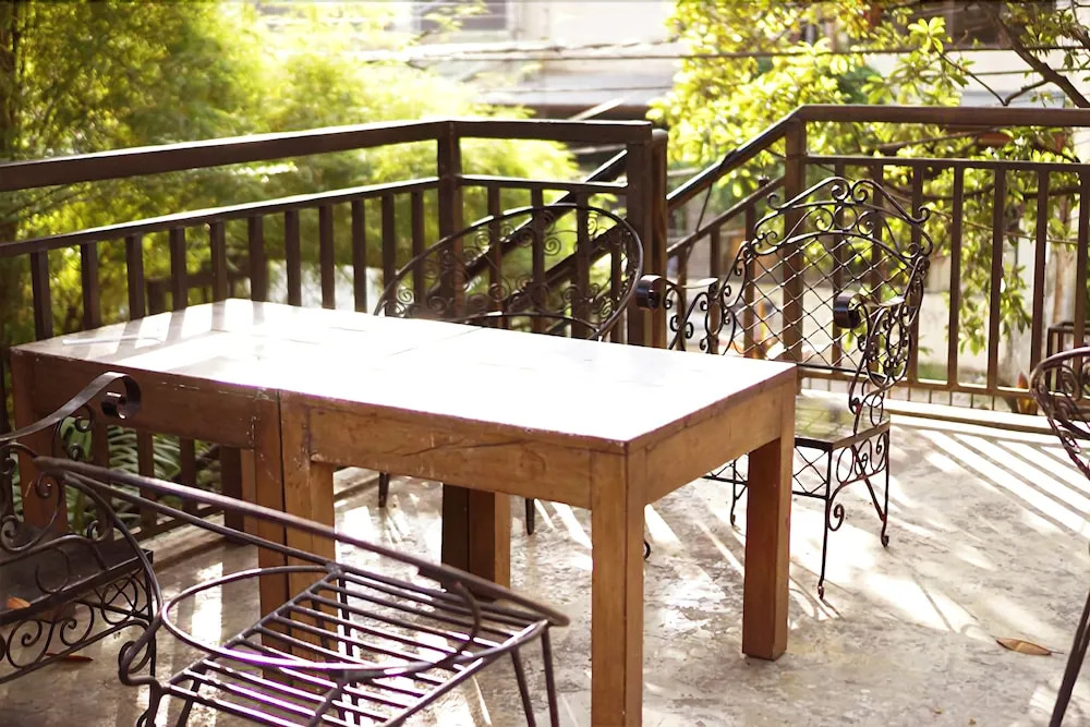 The Suite Hostel by Cafeplus Coffee - Adults Only