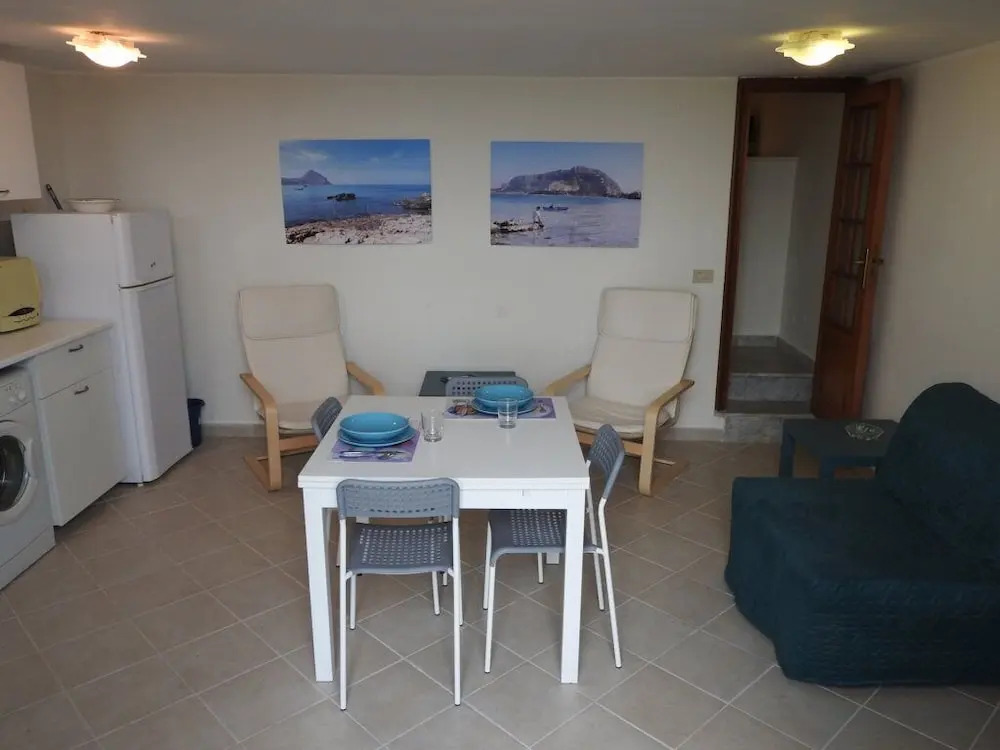 Comodo Fronte Mare Arenella