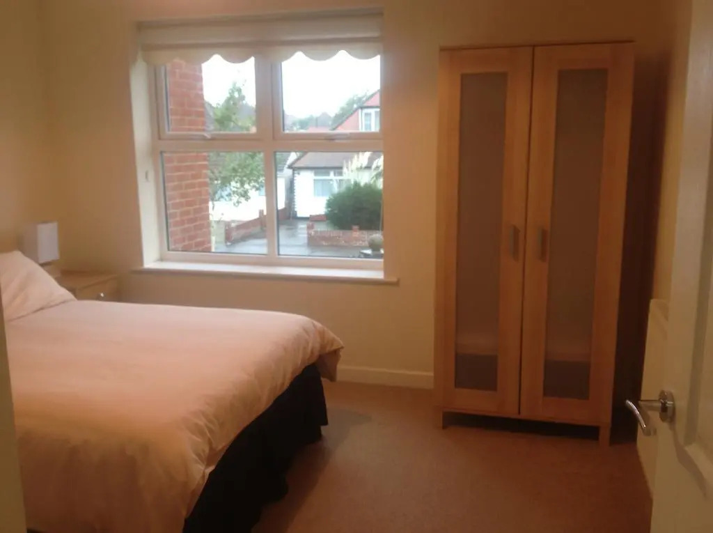 Pembroke Apartment
