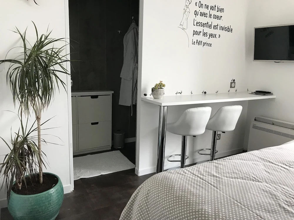 Maison dhôtes Coeur dHérault - Gîte et Chambres dhôtes - SPA & Massages
