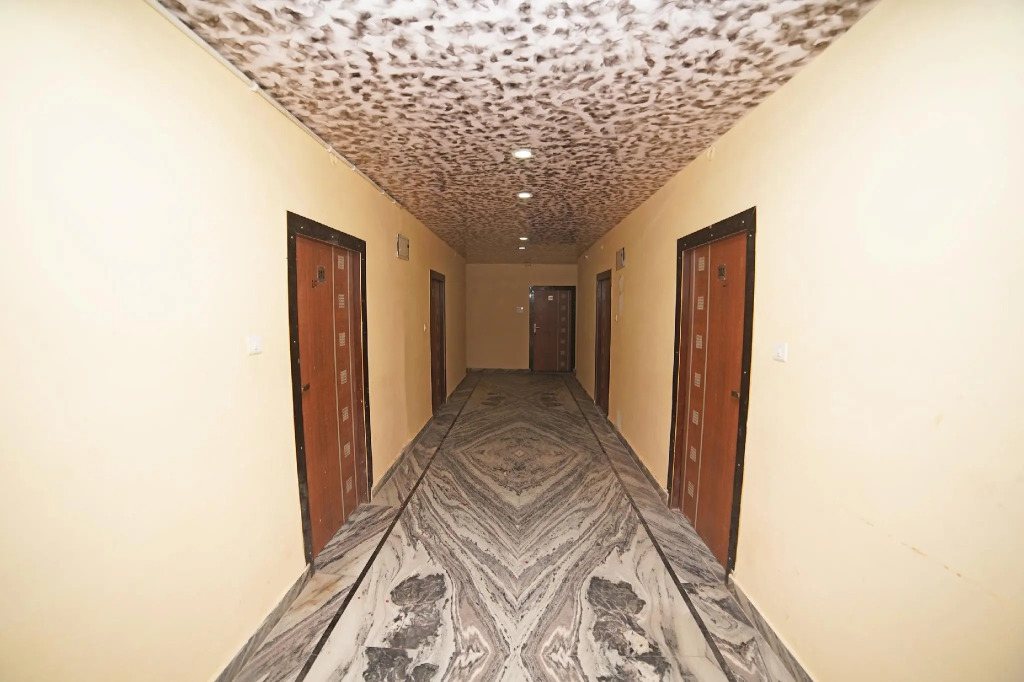 OYO 30480 Hotel Mohan Palace