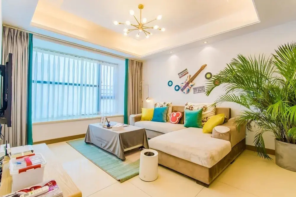 Locals Boutique Apartment Huafa Plaza 37