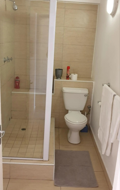 904 Tenbury Beach Apartment