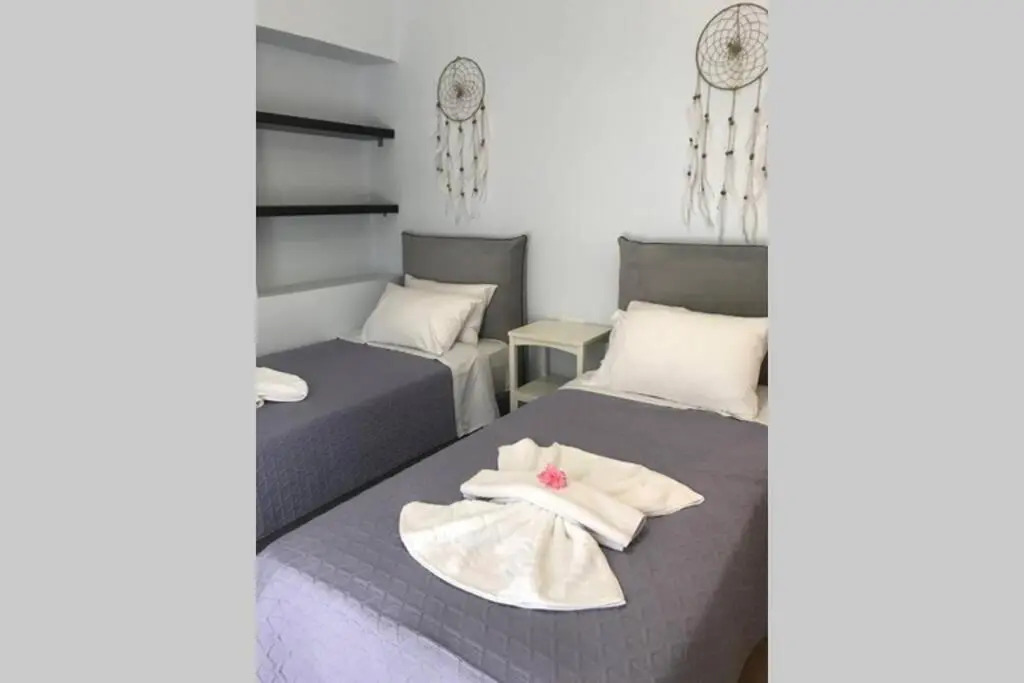 Lefko’s house- Contemporary, fully renovated house
