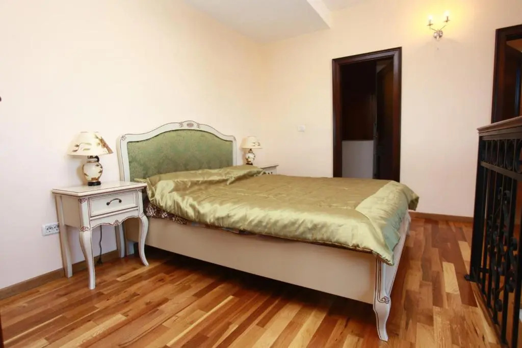 Penthouse Renasterii