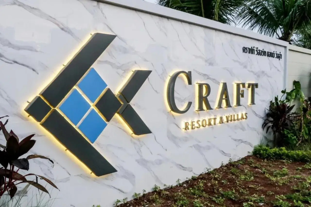 CRAFT Resort & Villas, Phuket Town - scheduled shuttle to Phuket Old Town