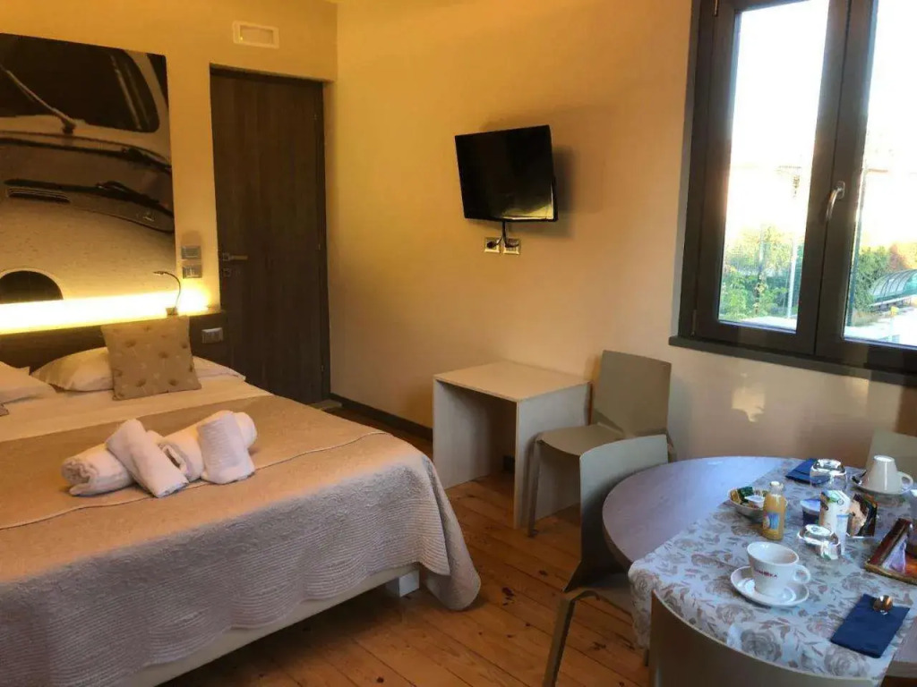 International Rooms & Apartments