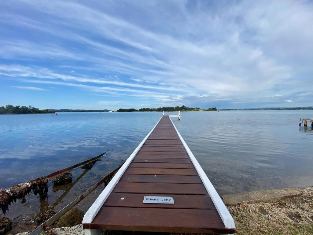 Serenity by the Lake - Romantic Waterfront Couples Getaway