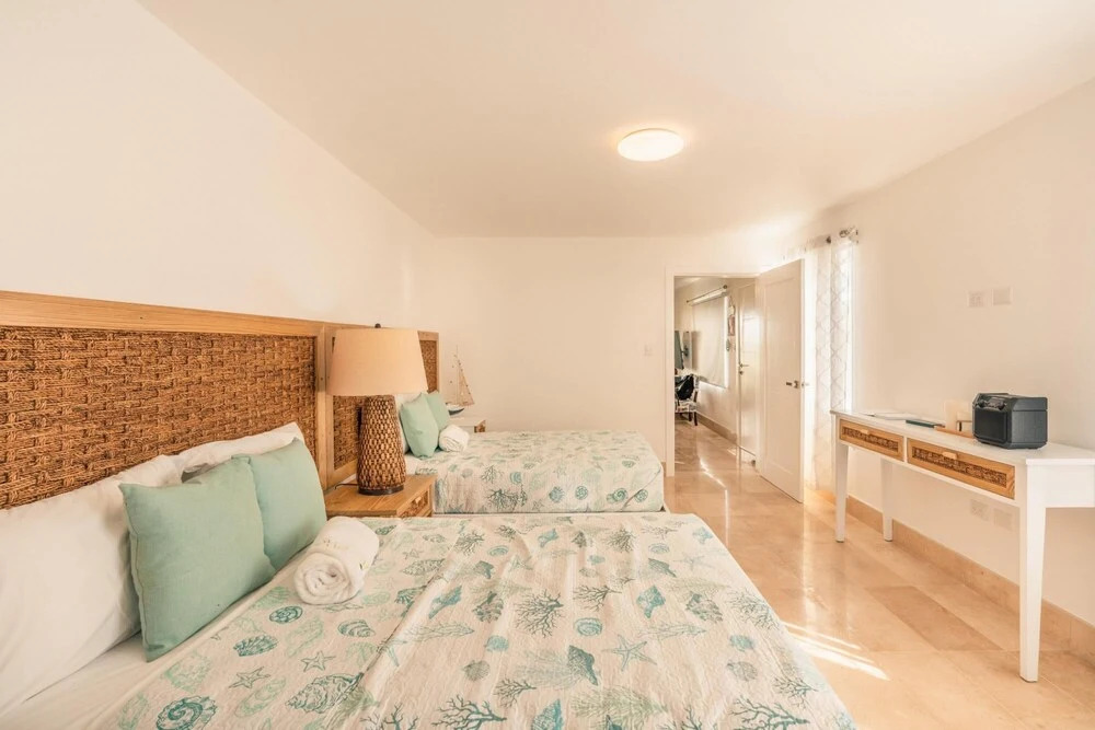 Special Offer Enjoy This Exclusive Villa at Green One A4 w Breakfast Included