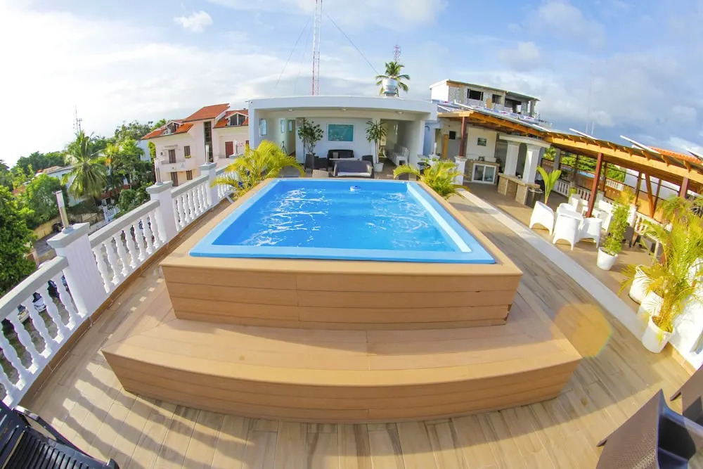 FrioHot Hotel