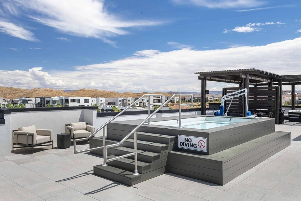 Here Comes The Sun 3 Bedroom Condo