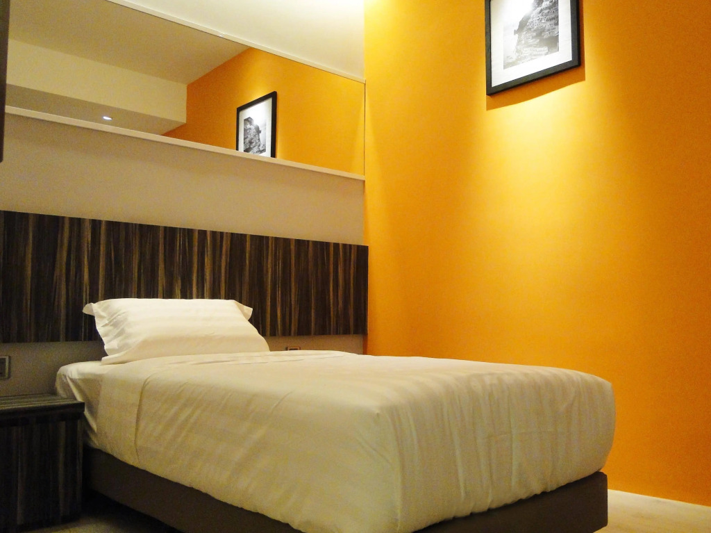 Orange Premier Hotel Taman Segar