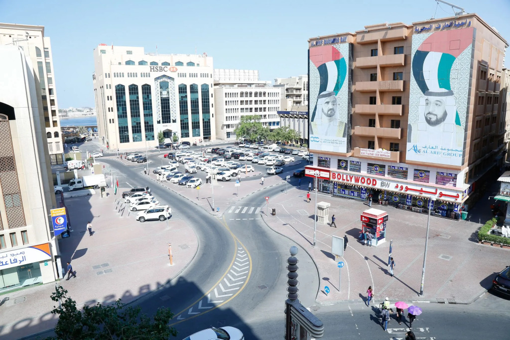 Grand Ambassador Hotel