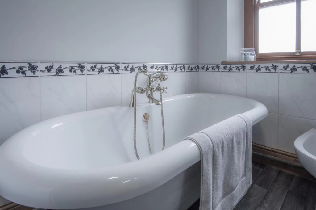 Pendeilo Villa - 5 Bedroom Holiday Home - Amroth
