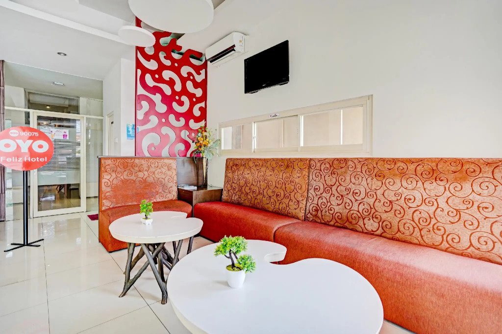 OYO 90075 Feliz Hotel
