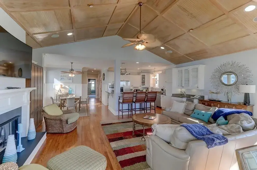 21 Ocean Point