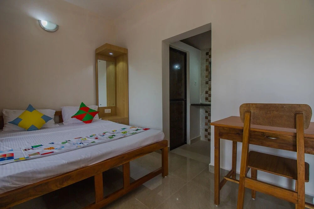 OYO 17244 Home Sunset View Stay Anjuna Beach