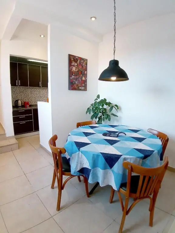 Hermoso departamento entero 2 Dormitorios con cochera B Urca