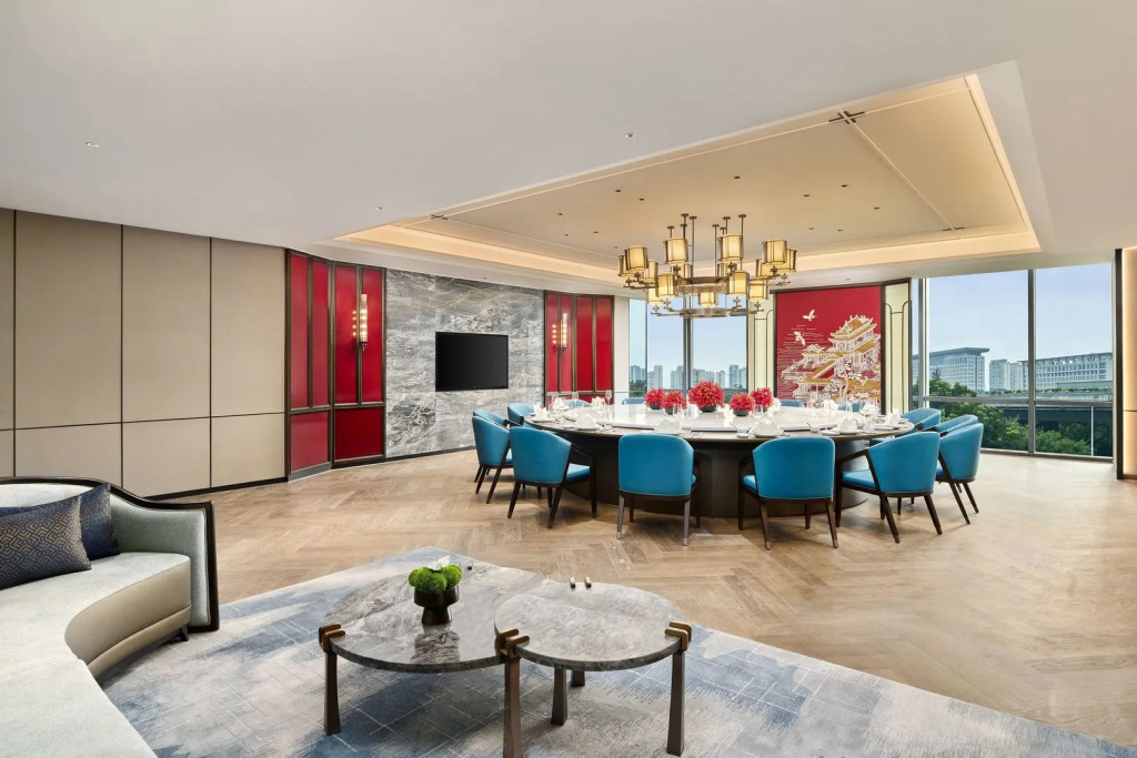 Hilton Wenzhou City Center
