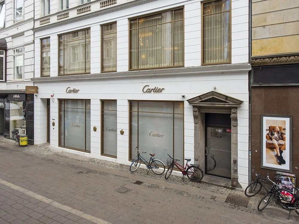 Sanders King - Smart 4-bdr Apt in City Center
