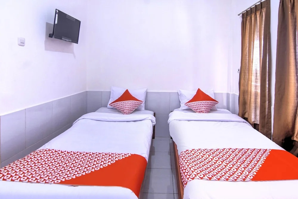 Maju Jaya Homestay Syariah by OYO Rooms