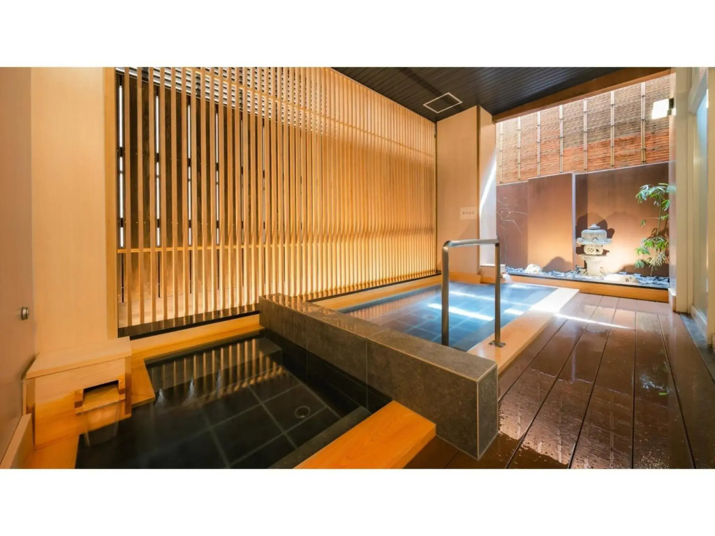 Old England Dogo Yamanote Hotel