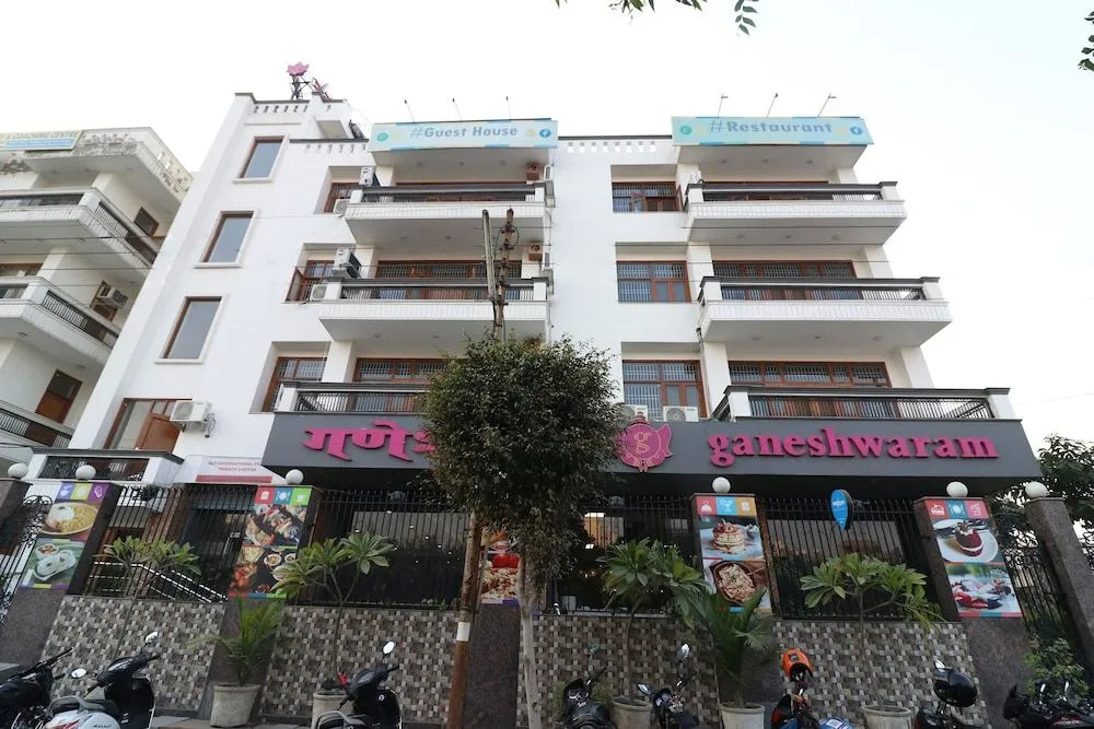 Hotel Vizima Crossroard 45