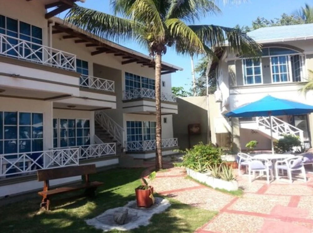 Hotel Tropical Inn
