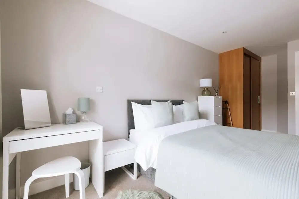 Contemporary 1BD Flat - Bristol City Centre!