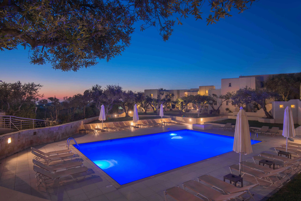 Ourania Apartments Hotel