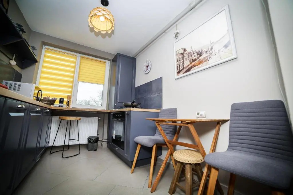 Exquisite 3 room apartment in the heart of thetown