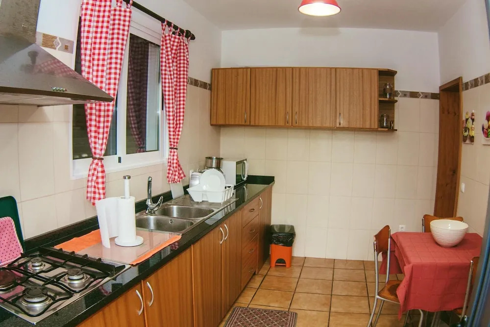 House With 3 Bedrooms in SAO Jorge santana, With Wonderful Mountain View, Enclosed Garden and Wifi Near the Beach