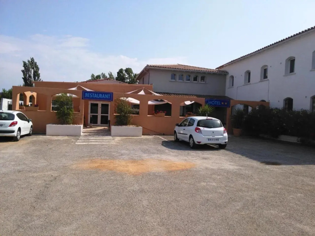 Evasion Hotel