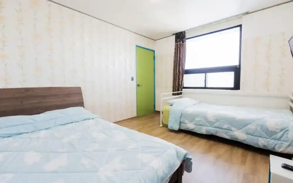 Goseong (Sokcho) Good Day House Pension