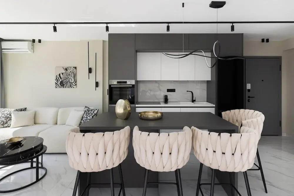 Ophelia Suites by halu!