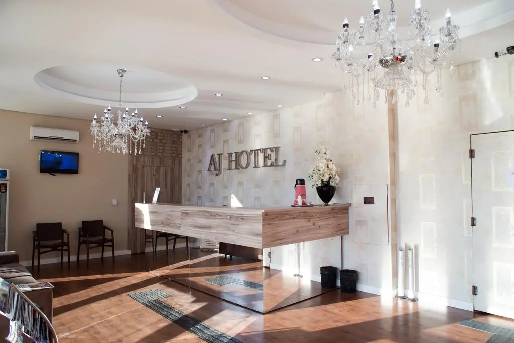AJ Hotel Chapecó - Fácil Acesso Pátio Shopping e Rótula da Bandeira