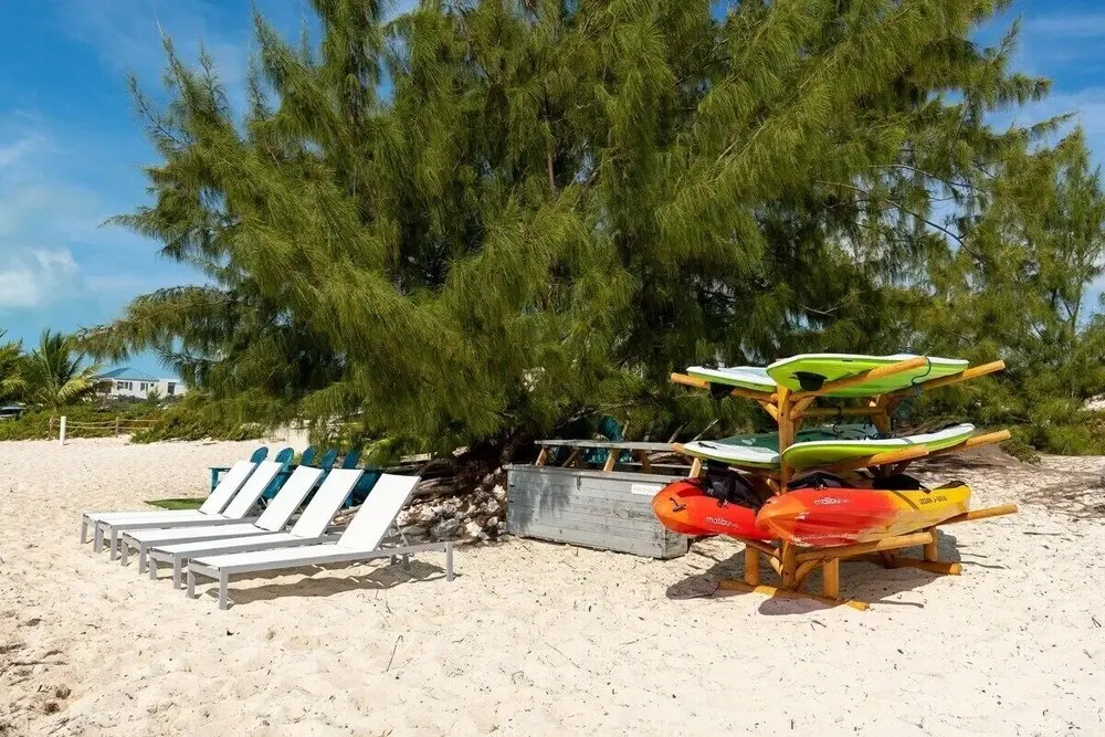 2bdr Beachside Vacation Villa, Hotel Amenities v6