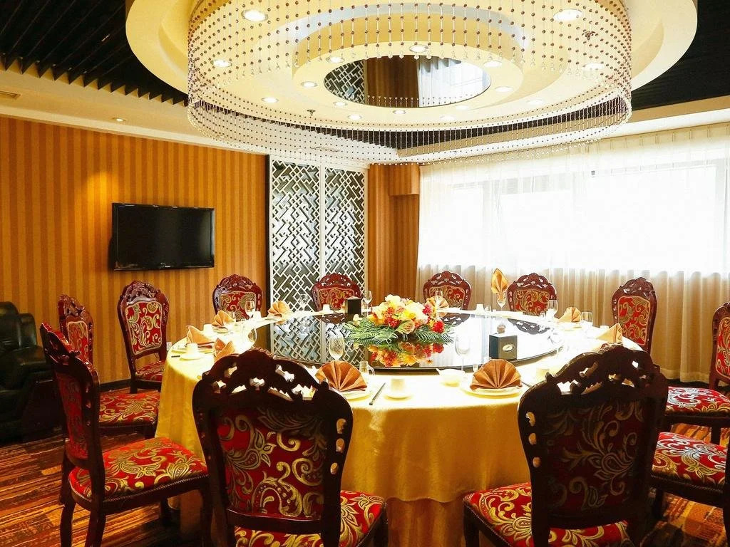 West Mansion Hotel