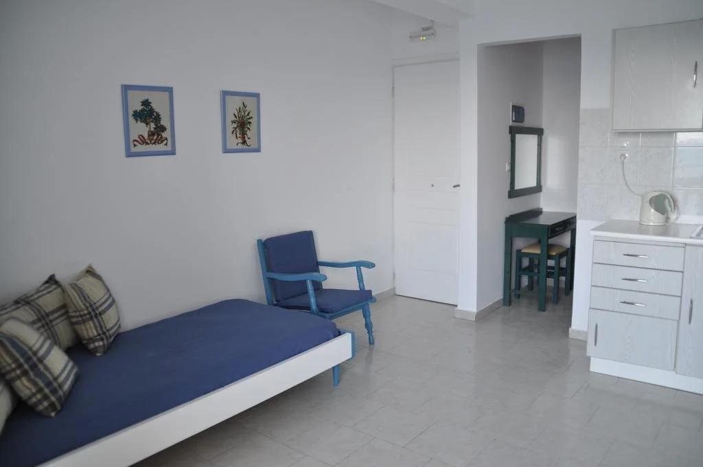 Parianna Apartments