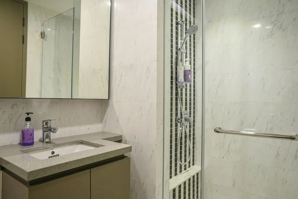 MOONWAY SUITES At EATON KLCC