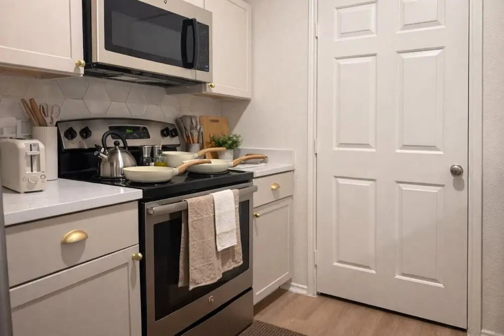 4113 Kathrynln2 Plano 2BR