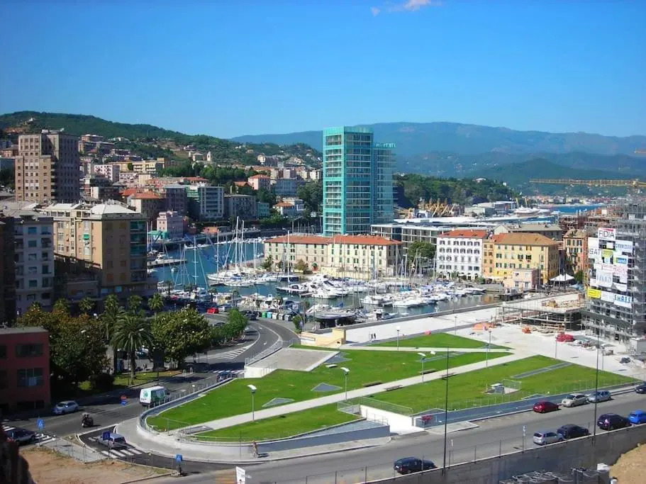 Suite In Centro Storico Porto Di Savona Spiagge